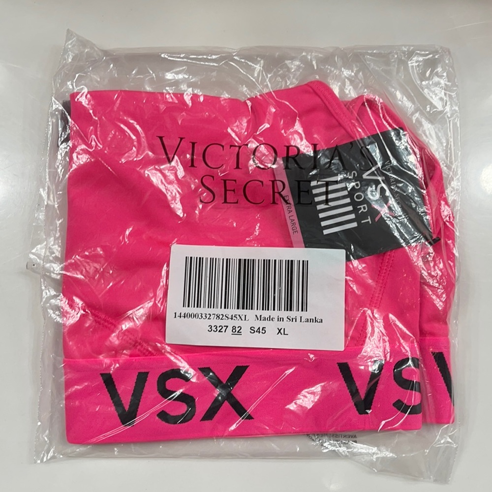 Victoria’s Secret VSX Sport bra XL. NWT